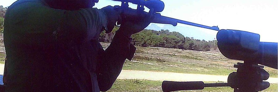 Johan van der Mescht hard aan die oefen ter voorbereiding vir die “Nasionals” en die “World Shoot”